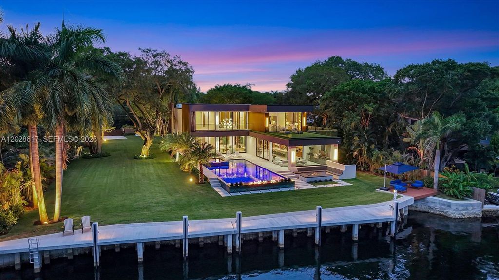 700 SW 12th Avenue, Fort Lauderdale, FL 33312