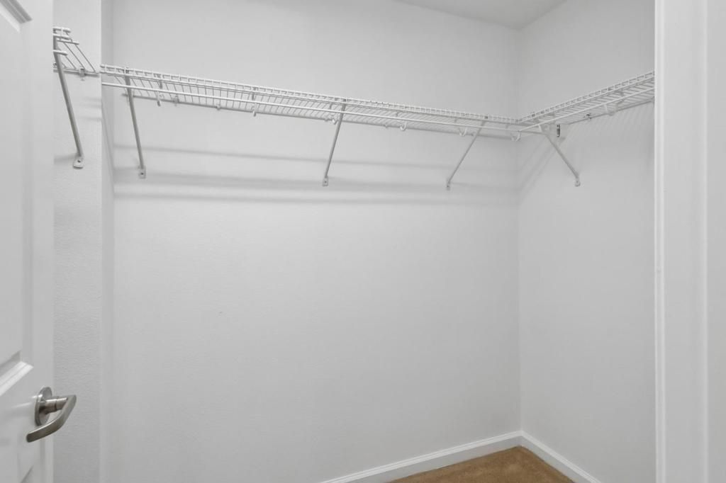 Image 13 of property listing at 800 N 8th Street 101, San Jose, CA 95112