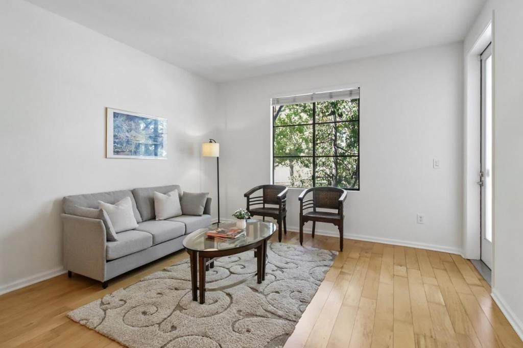 Image 3 of property listing at 800 N 8th Street 101, San Jose, CA 95112