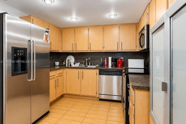 16200 Golf Club Road 109, Weston, FL 33326