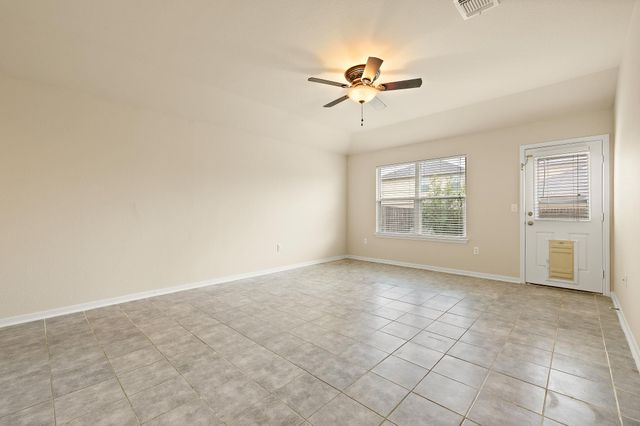 12111 Stoneridge Gap LN, Manor, TX 78653