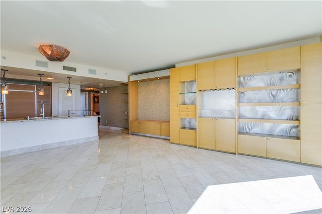322 Karen Avenue 3601, Las Vegas, NV 89109