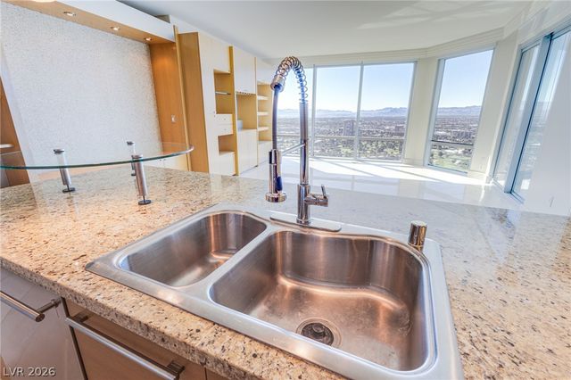 322 Karen Avenue 3601, Las Vegas, NV 89109