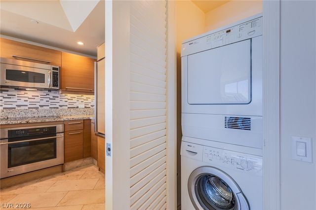 322 Karen Avenue 3601, Las Vegas, NV 89109