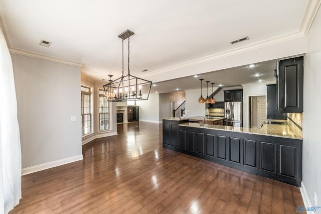 2405 Rothmore Drive, Huntsville, AL 35803