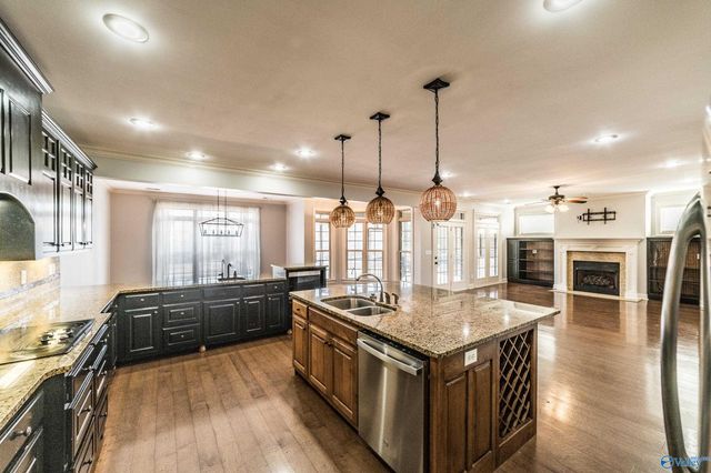 2405 Rothmore Drive, Huntsville, AL 35803