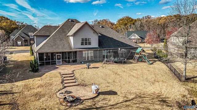 2405 Rothmore Drive, Huntsville, AL 35803