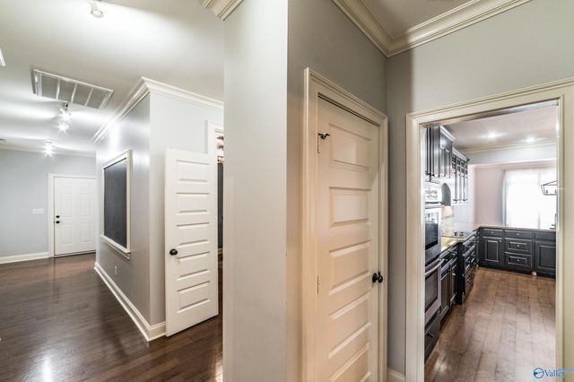 2405 Rothmore Drive, Huntsville, AL 35803