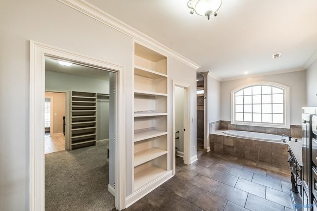 2405 Rothmore Drive, Huntsville, AL 35803