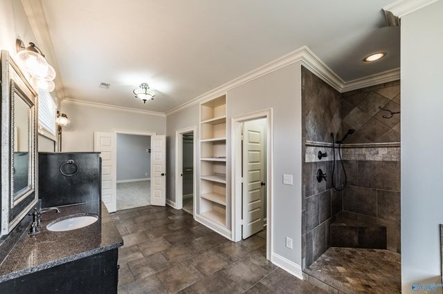 2405 Rothmore Drive, Huntsville, AL 35803