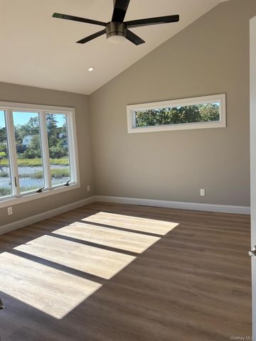 35 adams Avenue, Bayville, NY 11709