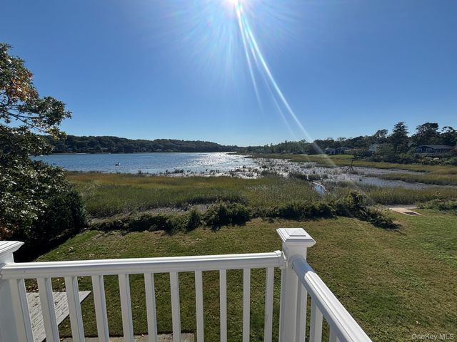 35 adams Avenue, Bayville, NY 11709