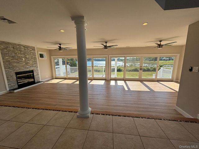35 adams Avenue, Bayville, NY 11709