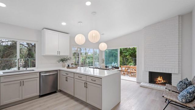 6156 Mchaney, San Diego, CA 92114