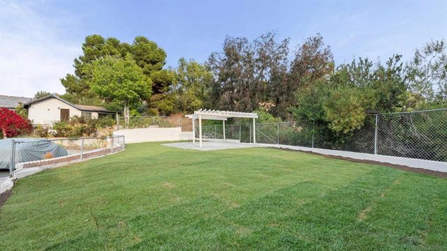 6156 Mchaney, San Diego, CA 92114