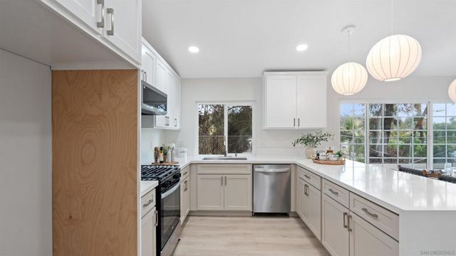 6156 Mchaney, San Diego, CA 92114