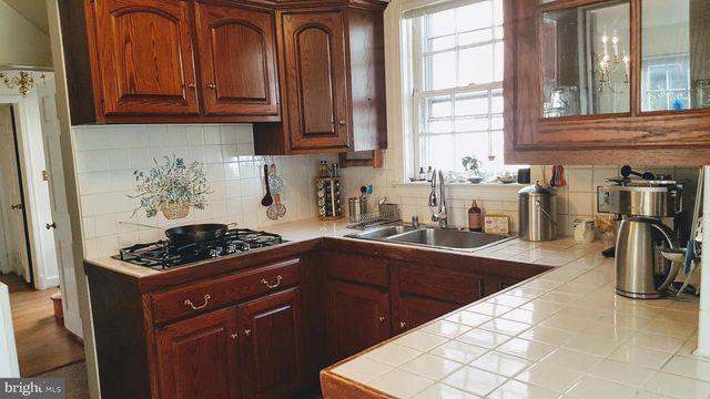 4440 ALBEMARLE ST NW, Washington, DC 20016
