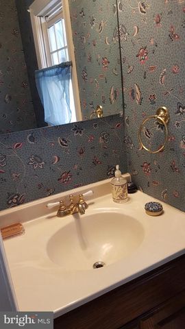 4440 ALBEMARLE ST NW, Washington, DC 20016
