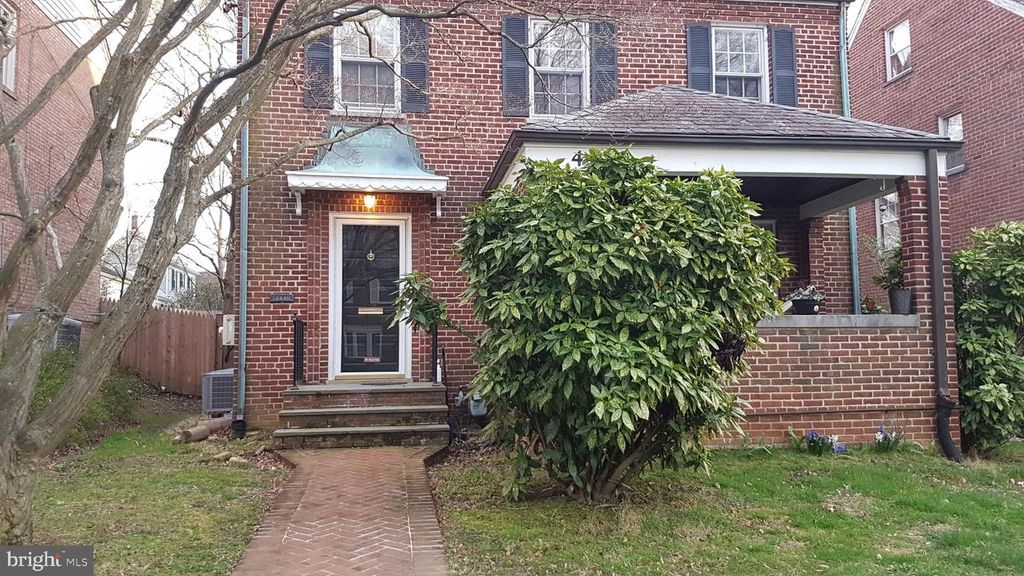 4440 ALBEMARLE ST NW, Washington, DC 20016