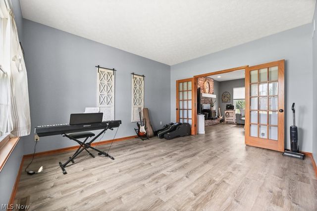 19137 Landing Lane, Columbia Station, OH 44028