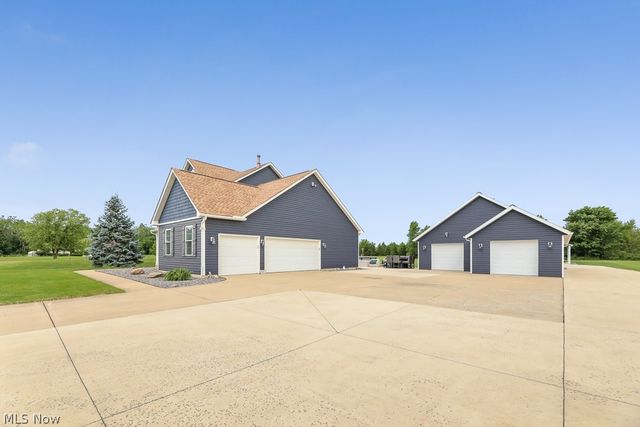 19137 Landing Lane, Columbia Station, OH 44028