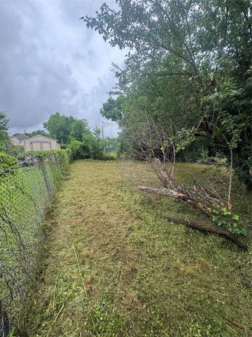 3118 Webster Street, Houston, TX 77004