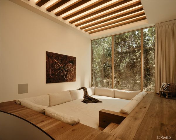 3712 Goodland Avenue, Studio City, CA 91604