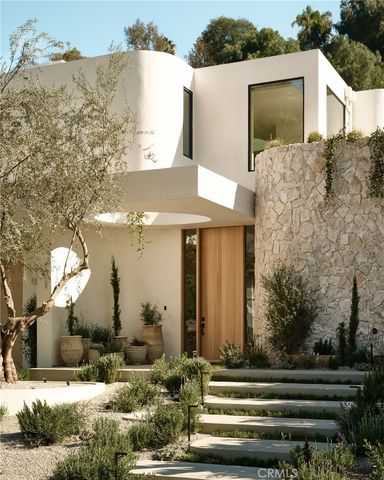 3712 Goodland Avenue, Studio City, CA 91604