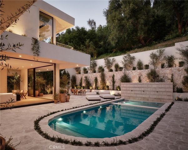 3712 Goodland Avenue, Studio City, CA 91604