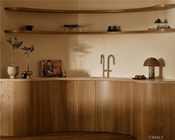 3712 Goodland Avenue, Studio City, CA 91604