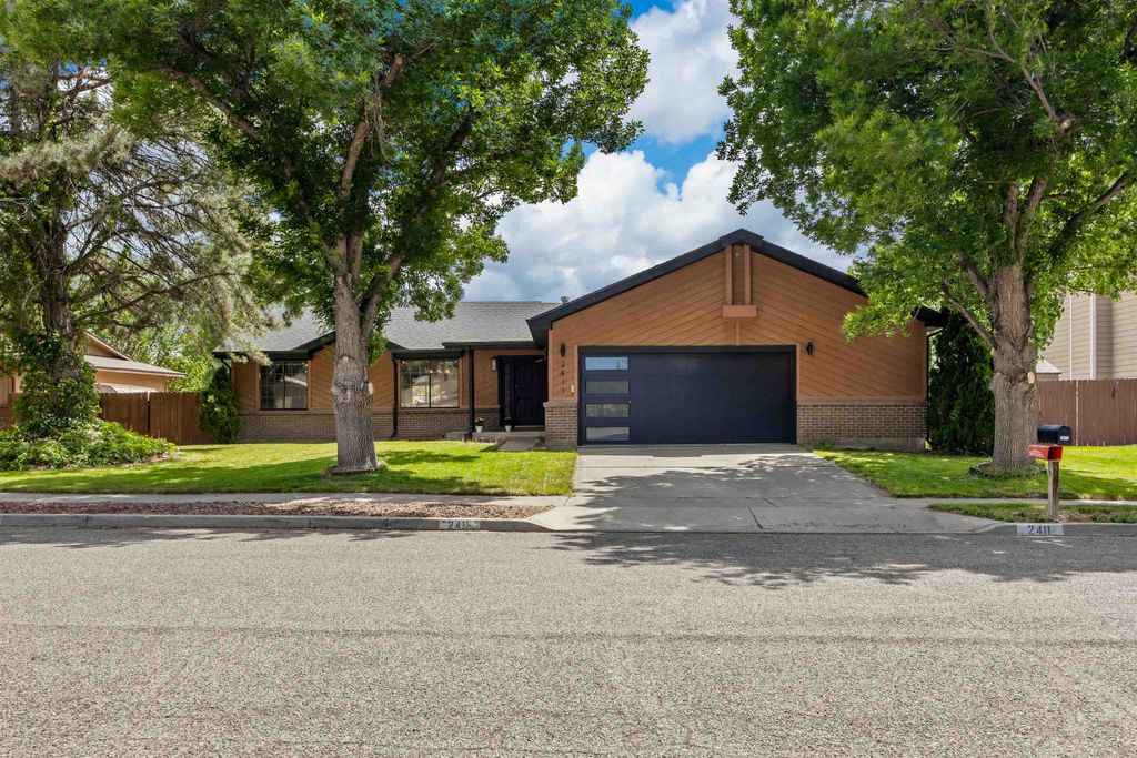 2411 Wintergreen Drive, Grand Junction, CO 81507