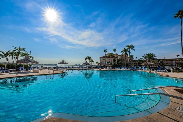 5130 BRITTANY DRIVE S 202, St Petersburg, FL 33715