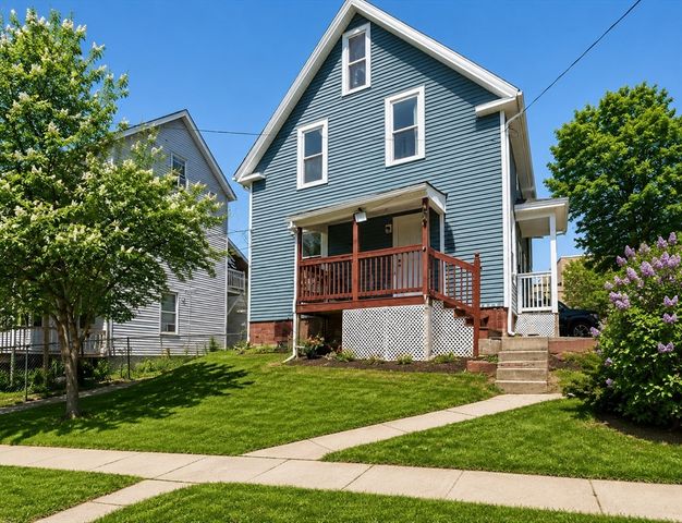 5 Ripley Place, Worcester, MA 01610