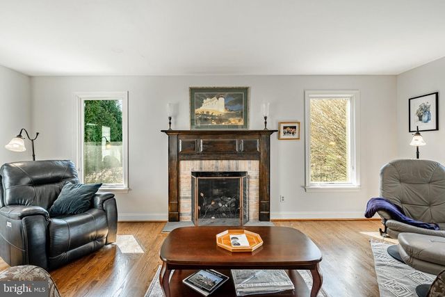 1677 WATERGLEN DR, West Chester, PA 19382