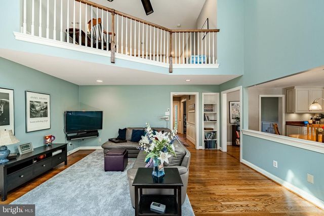 1677 WATERGLEN DR, West Chester, PA 19382