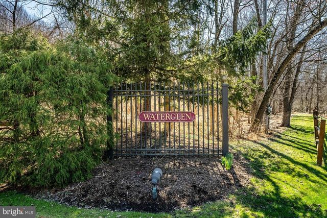 1677 WATERGLEN DR, West Chester, PA 19382
