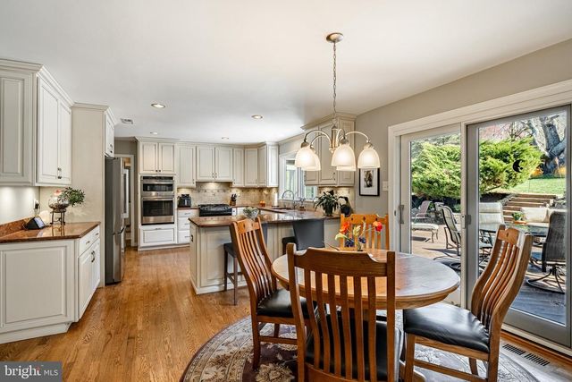 1677 WATERGLEN DR, West Chester, PA 19382
