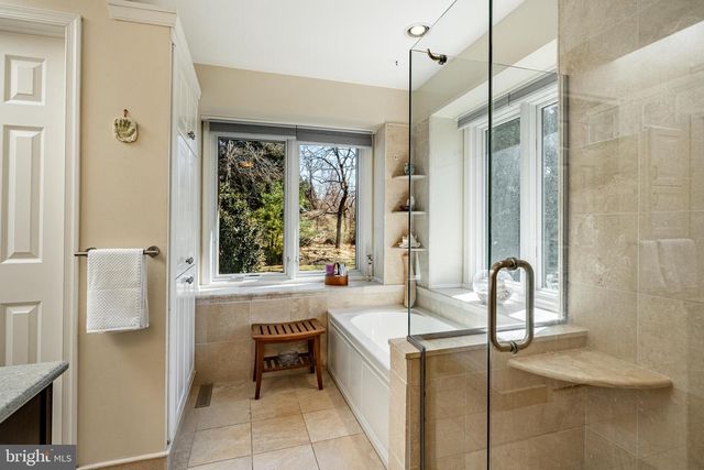1677 WATERGLEN DR, West Chester, PA 19382