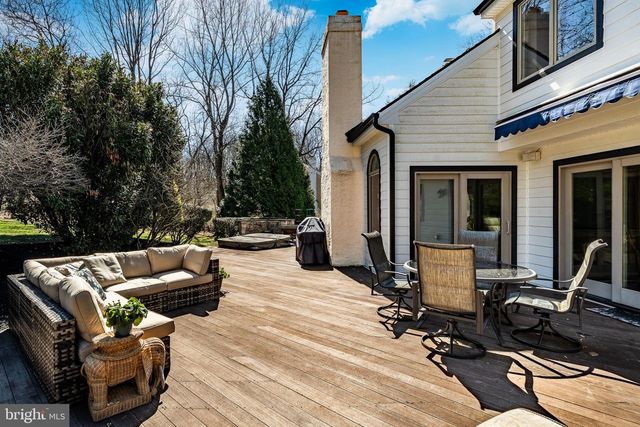 1677 WATERGLEN DR, West Chester, PA 19382