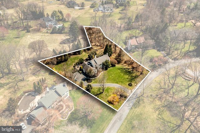 1677 WATERGLEN DR, West Chester, PA 19382