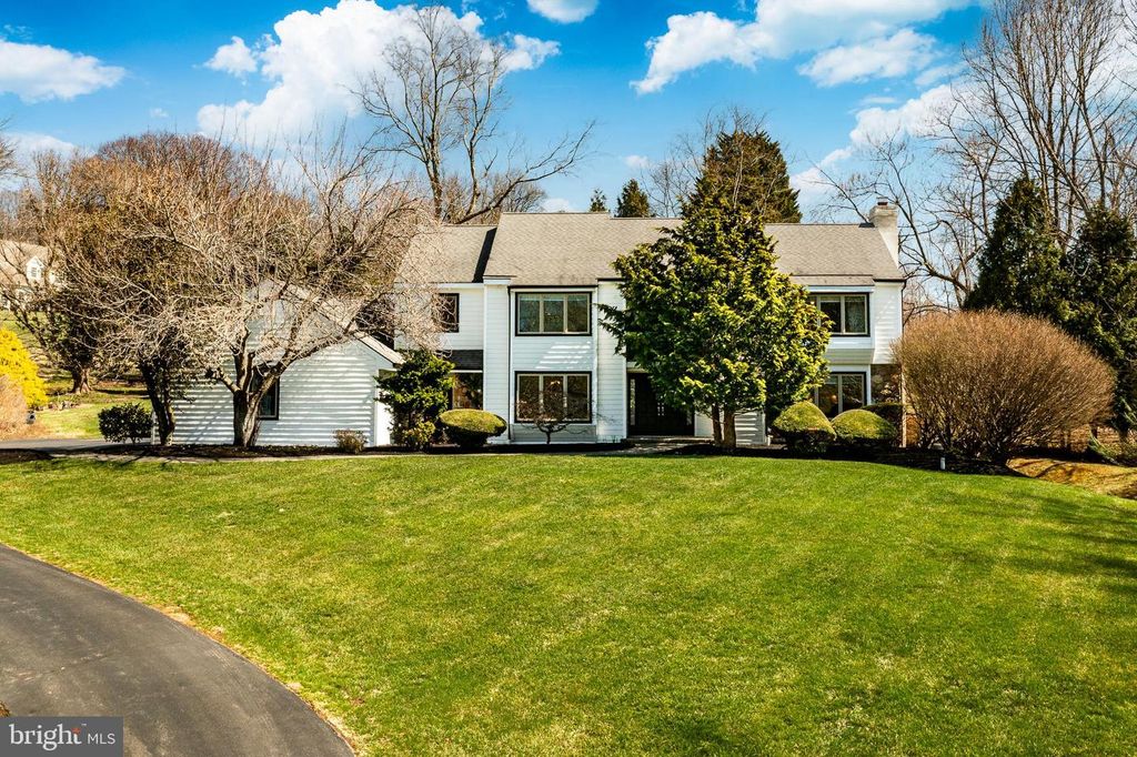 1677 WATERGLEN DR, West Chester, PA 19382