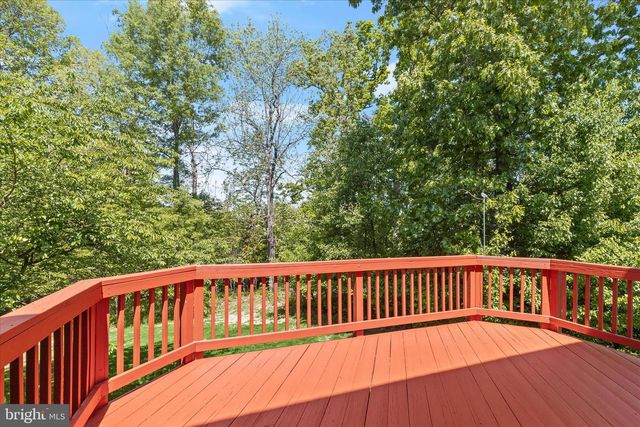 8800 MANAHAN DR, Ellicott City, MD 21043