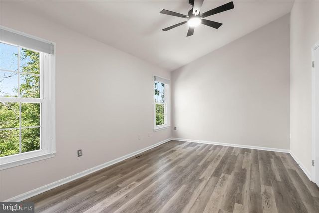 8800 MANAHAN DR, Ellicott City, MD 21043