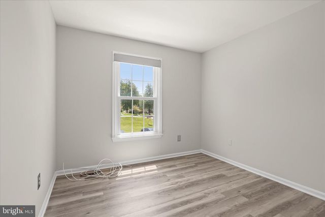 8800 MANAHAN DR, Ellicott City, MD 21043