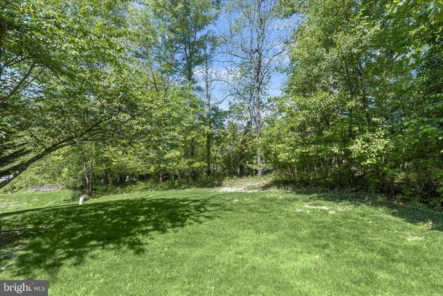 8800 MANAHAN DR, Ellicott City, MD 21043
