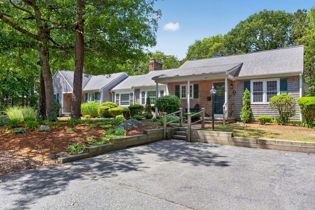 35 Debs Hill Road UNIT 35, Yarmouth Port, MA 02675