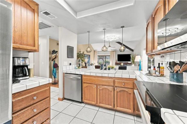 5049 E Almond Avenue 4, Orange, CA 92869