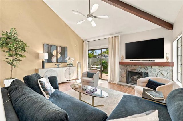 5049 E Almond Avenue 4, Orange, CA 92869