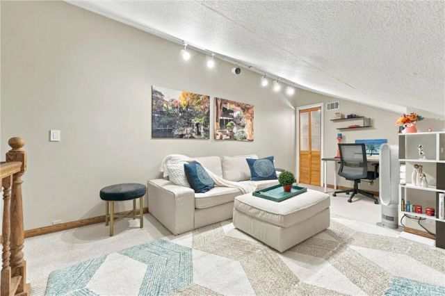 5049 E Almond Avenue 4, Orange, CA 92869