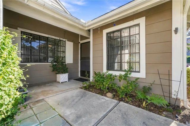5049 E Almond Avenue 4, Orange, CA 92869